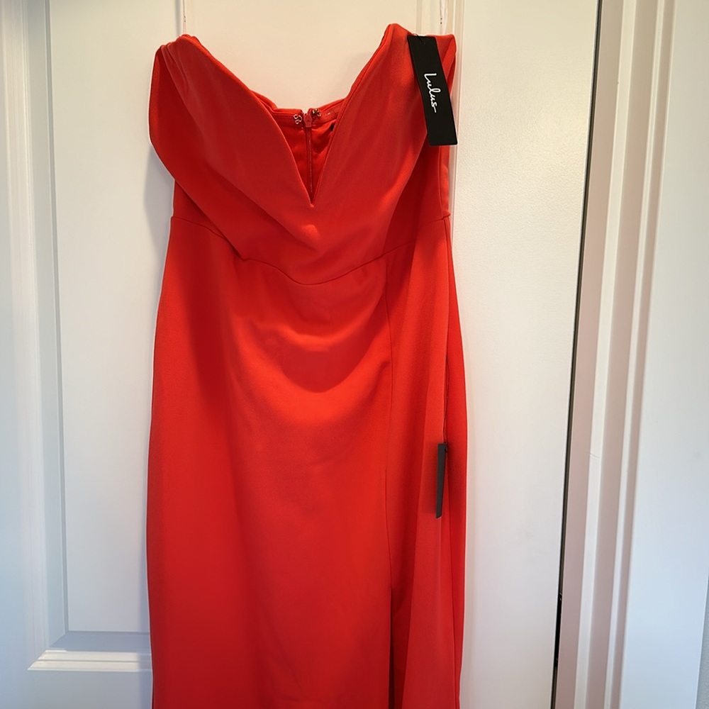 Lulus size M red strapless dress. - Picture 4 of 5